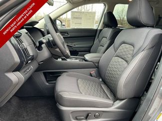 New 2026 Nissan Pathfinder SV video 3