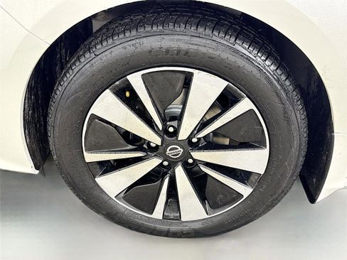 Used 2020 Nissan Altima 2.5 SV image 32