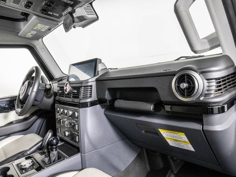 Used 2024 INEOS Grenadier Station Wagon AWD/4WD image 19