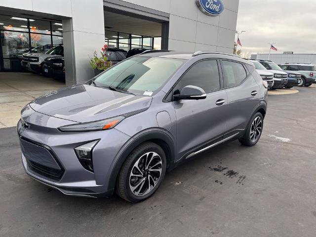 Used 2023 Chevrolet Bolt EUV Premier FWD image 1