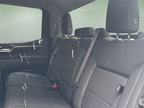 Used 2025 GMC Sierra 1500 Elevation image 10