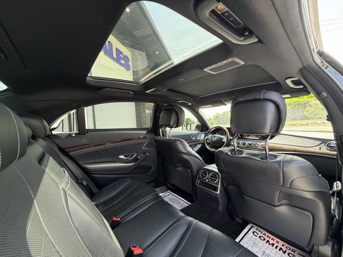 Used 2015 Mercedes-Benz S 550 Sedan image 21