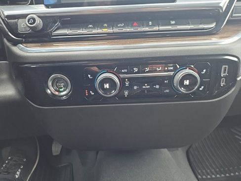 Used 2023 Chevrolet Silverado 1500 LT image 18