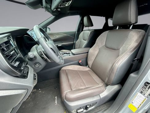 Used 2023 Lexus RX 350 FWD w/ Cold Area Package image 4