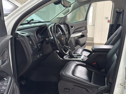 Used 2022 Chevrolet Colorado ZR2 w/ ZR2 Dusk Special Edition image 12