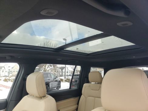 New 2025 Jeep Grand Cherokee L Limited AWD/4WD image 26