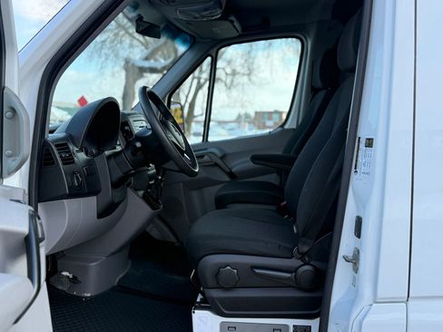 Used 2017 Mercedes-Benz Sprinter 2500 w/ Workspace Access Package image 8