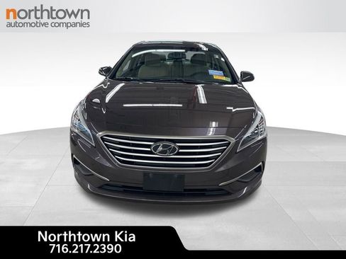 Used 2017 Hyundai Sonata SE FWD image 5