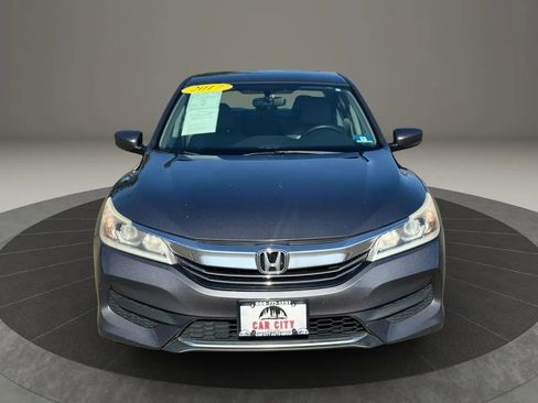 Used 2017 Honda Accord LX image 2
