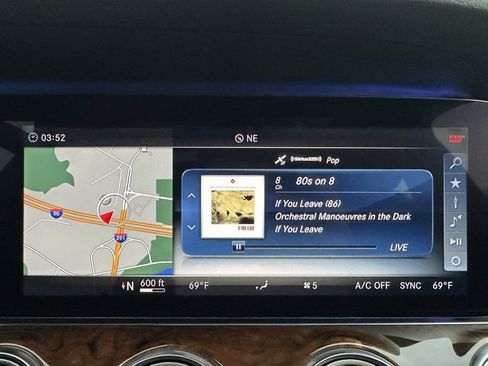 Used 2018 Mercedes-Benz E 300 E 300 image 21