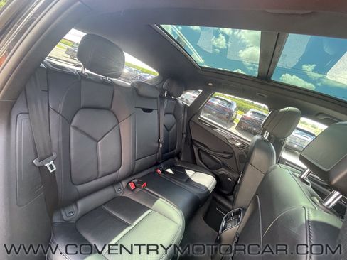 Used 2018 Porsche Macan GTS AWD/4WD image 37
