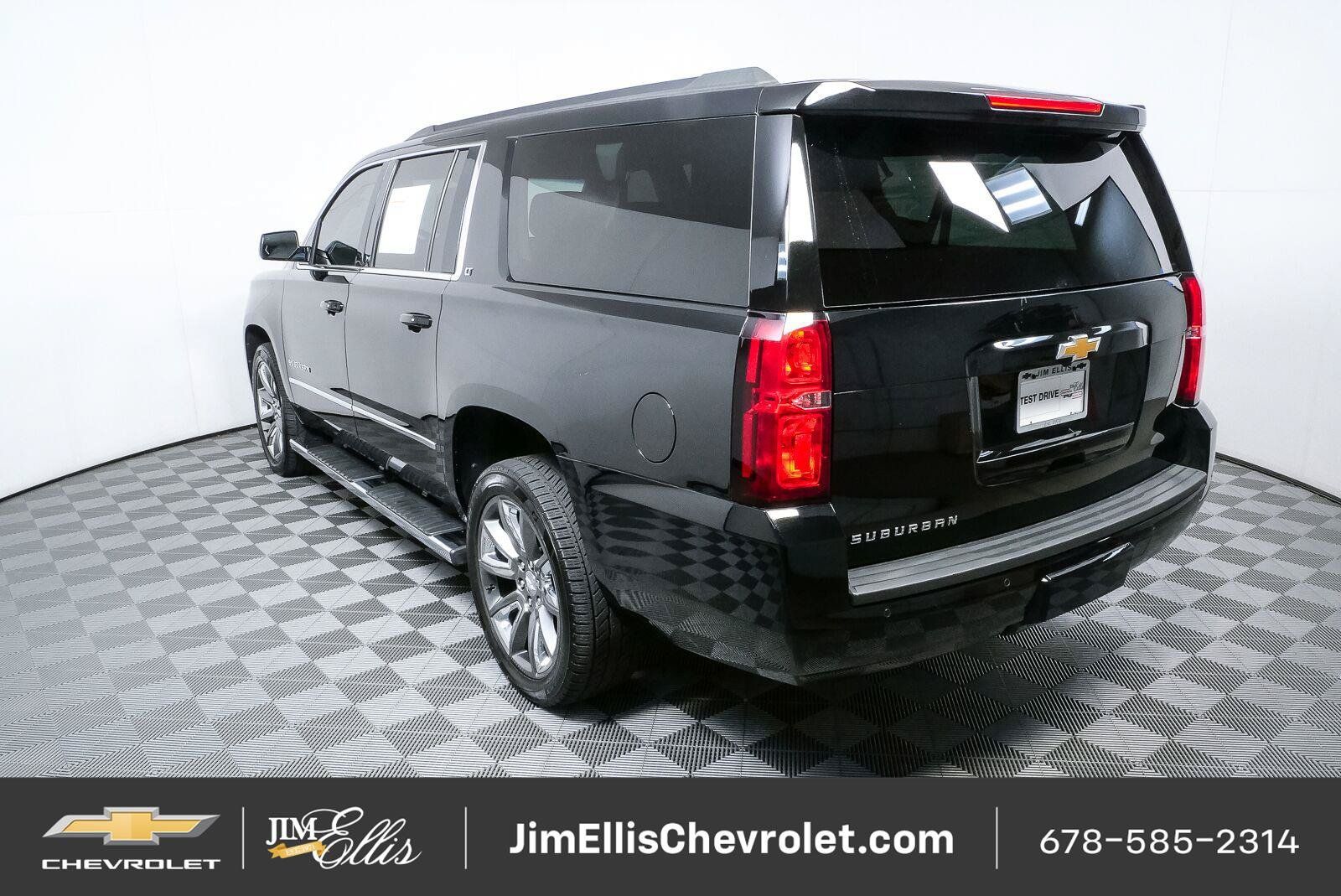 Used 2018 Chevrolet Suburban LT w/ LT Signature Package RWD image 34