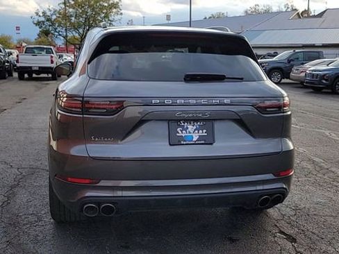 Used 2021 Porsche Cayenne S image 7