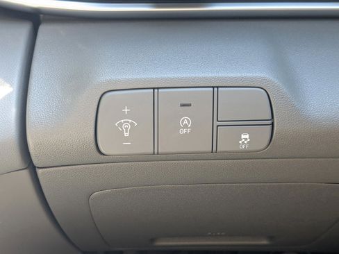 New 2025 Hyundai Elantra SE FWD image 22