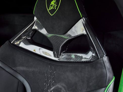 Used 2024 Lamborghini Huracan Sterrato image 44