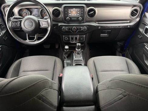 Used 2020 Jeep Wrangler Sport AWD/4WD image 9