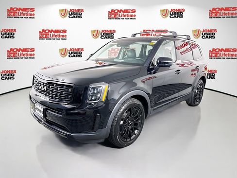 Used 2022 Kia Telluride EX w/ EX Premium Package AWD/4WD image 14