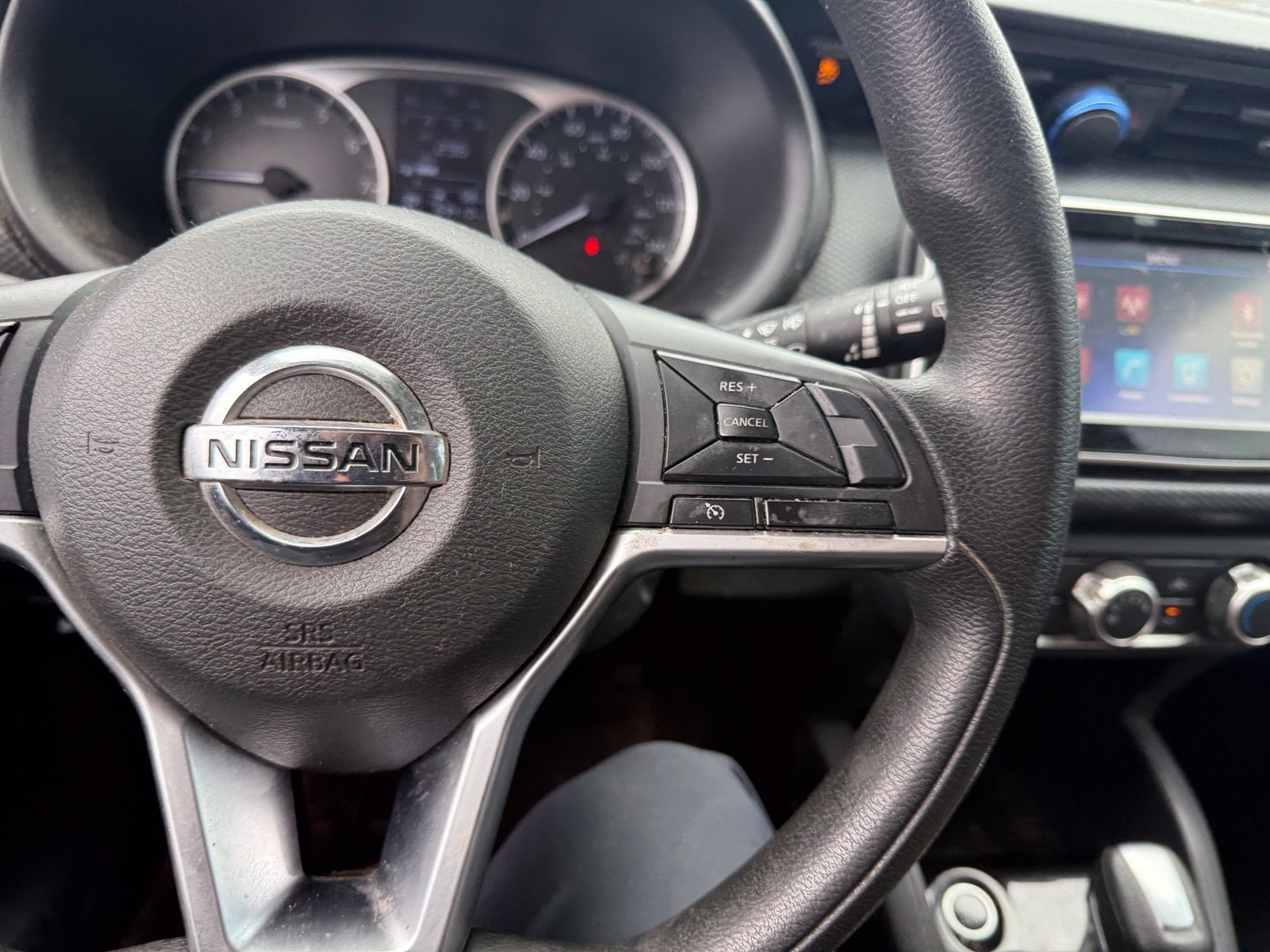 Used 2021 Nissan Kicks S FWD image 10