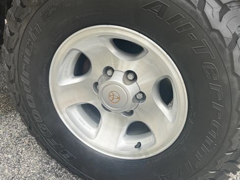 Used 1993 Toyota Land Cruiser image 18