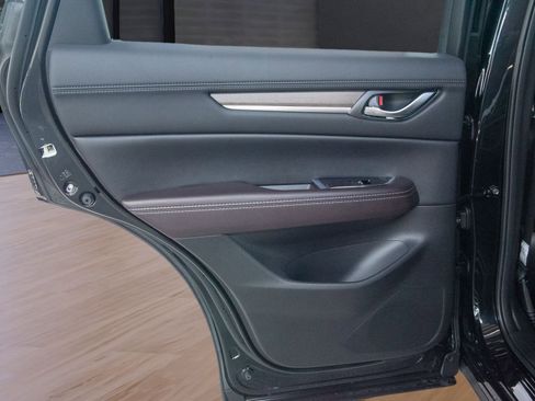 Used 2025 MAZDA CX-5 Signature image 29