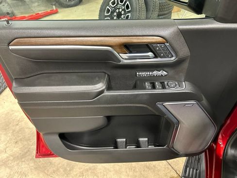 Used 2024 Chevrolet Silverado 1500 High Country w/ Max Trailering Package AWD/4WD image 14