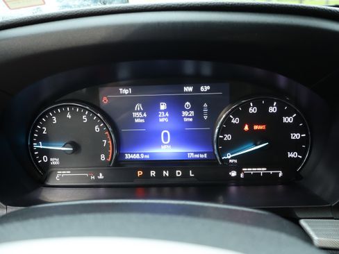 Used 2023 Ford Explorer XLT w/ Equipment Group 202A RWD image 28