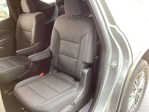 Used 2024 Chevrolet Traverse LT AWD/4WD image 13