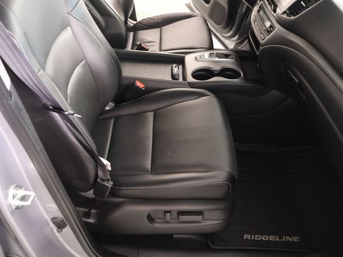 Used 2022 Honda Ridgeline RTL-E image 13