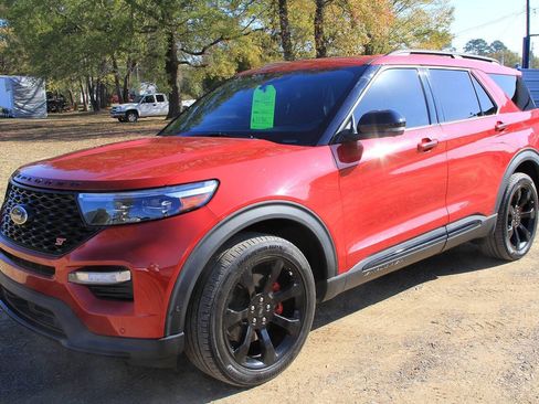 Used 2021 Ford Explorer ST w/ Equipment Group 401A image 4