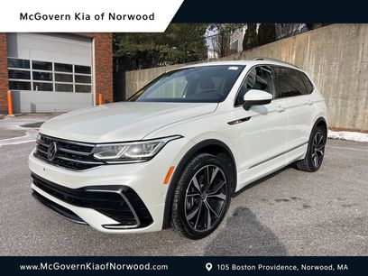 Used 2022 Volkswagen Tiguan SEL R-Line