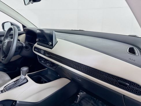 Used 2023 Honda HR-V LX image 26