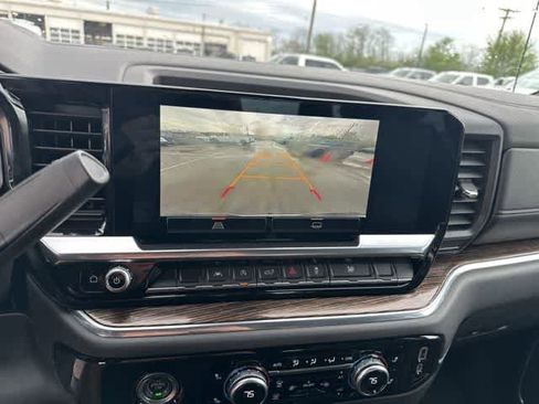 Used 2022 GMC Sierra 1500 Elevation image 8