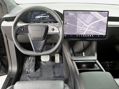 Used 2023 Tesla Model X AWD/4WD image 15