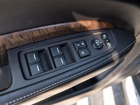 Certified 2018 Acura MDX w/ Advance & Entertainment image 28