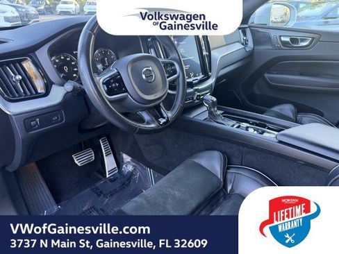 Used 2019 Volvo XC60 T6 R-Design w/ Protection Package Premier image 20