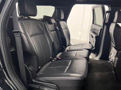 Used 2018 Ford Expedition XLT w/ Equipment Group 201A image 18