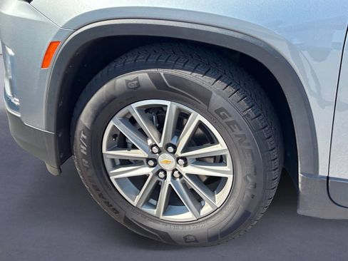 Used 2023 Chevrolet Traverse LT w/ LPO, Cargo Package AWD/4WD image 6
