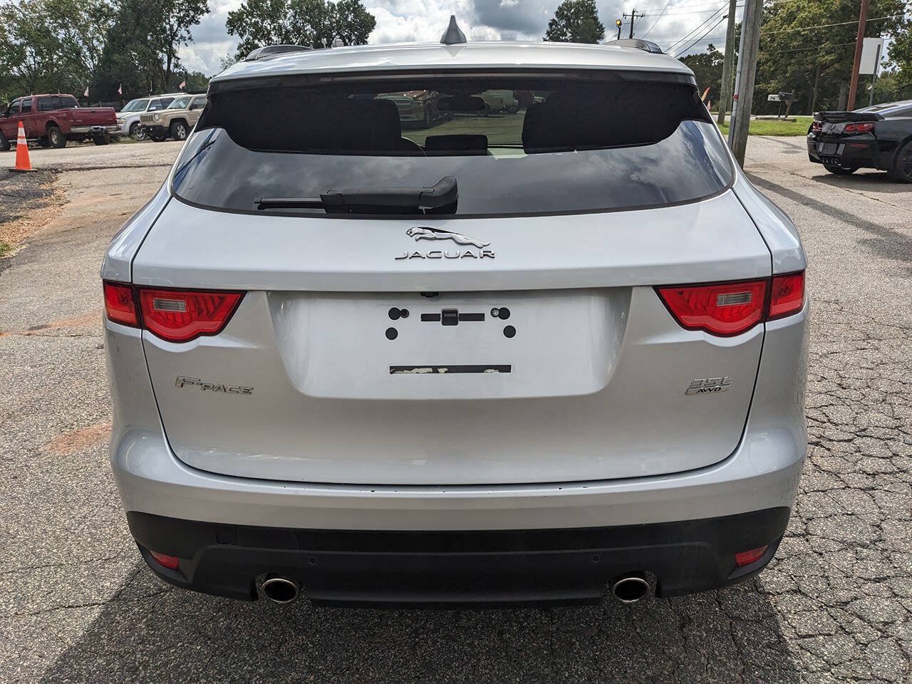 Used 2017 Jaguar F-PACE Premium AWD/4WD image 4