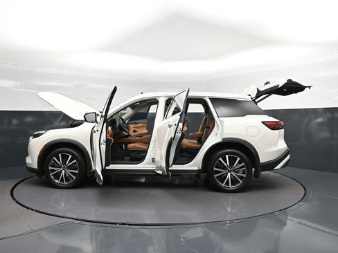 Certified 2023 INFINITI QX60 Sensory w/ Vision Package AWD/4WD image 48