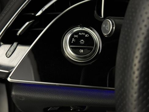 Used 2025 Mercedes-Benz E 53 AMG e 4MATIC Sedan image 19