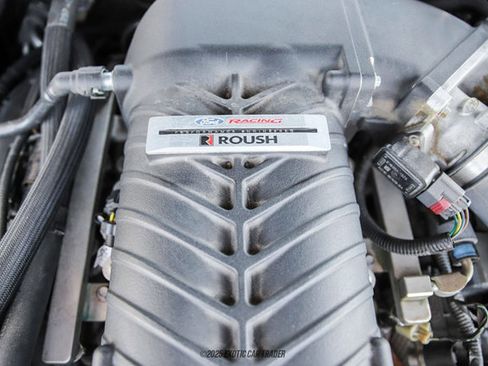 Used 2017 Ford Mustang GT image 18