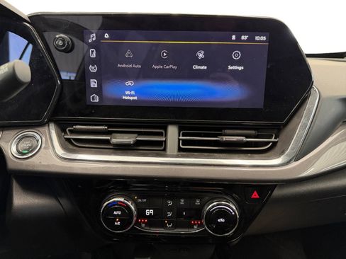 Used 2025 Chevrolet Trax ACTIV w/ Driver Confidence Package image 17