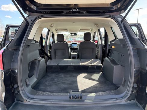 Used 2019 Ford Escape SE image 7