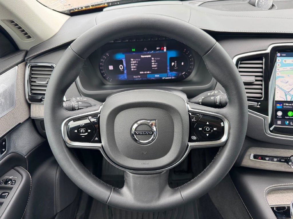 Certified 2024 Volvo XC90 B6 Ultimate w/ Protection Package Premier AWD/4WD image 12