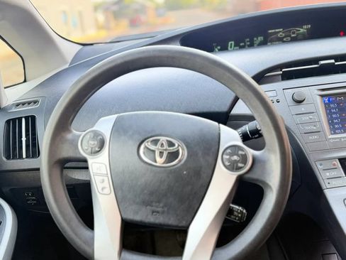 Used 2012 Toyota Prius Three w/ Solar Roof Pkg FWD image 60