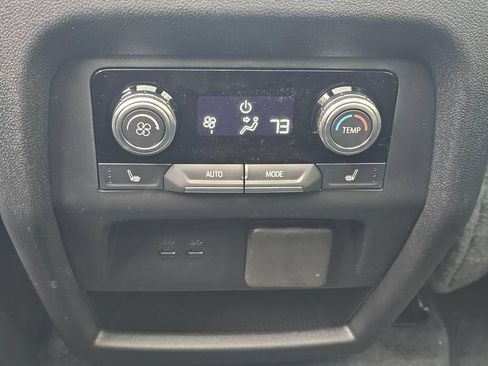 Used 2026 GMC Acadia Denali Ultimate AWD/4WD image 19