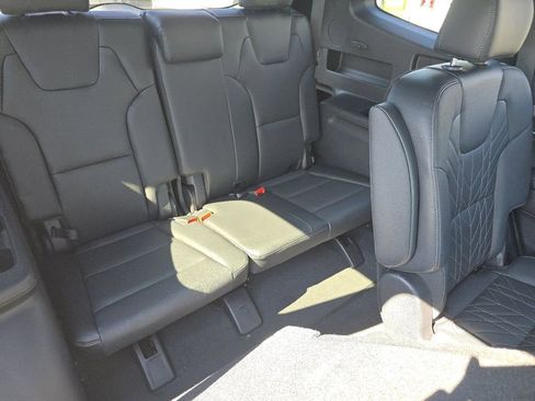 Used 2024 Kia Telluride EX X-Line image 21