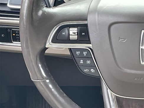 Used 2023 Lincoln Navigator Reserve image 20