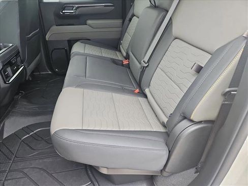 New 2026 Chevrolet Silverado 1500 ZR2 image 16