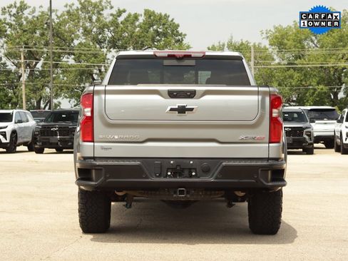 Used 2023 Chevrolet Silverado 1500 ZR2 w/ Technology Package AWD/4WD image 6